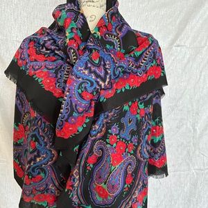 Liz Sinclair, New,  Multi colored design scarf/ shawl.